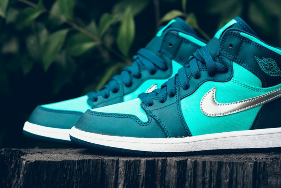 女生,专属,Air,Jordan,Retro,High,“,  儿童专属！ Air Jordan 1 Retro High GP “Hyper Jade” 清晰美图