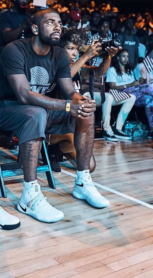 Kyrie 2,Nike  欧文上脚全新配色 Kyrie 2
