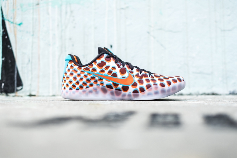 Kobe 11 EM,Kobe 11,836184-084  Kobe 11 EM 裸眼 3D 配色实物近赏