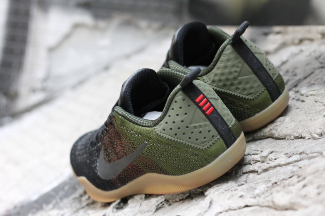 Kobe 11 Elite Low 4KB,kb11  绿色生胶，Kobe 11 Elite Low 4KB 鞋型又带来新配色！