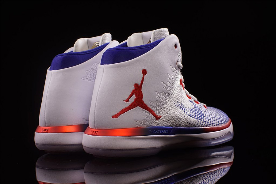 845037-107,AJ31,Air Jordan 31 845037-107AJ31 8 月 10 日，Air Jordan XXXI “Olympic” 即将发售