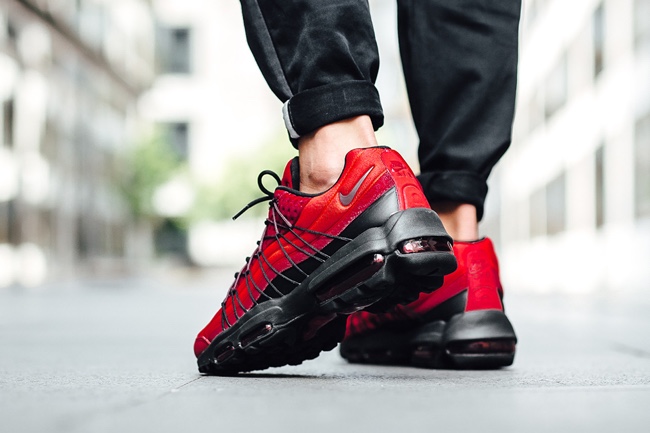 Nike Air Max 95 Ultra SE,Air M  Nike Air Max 95 Ultra SE “Gym Red”上脚近赏