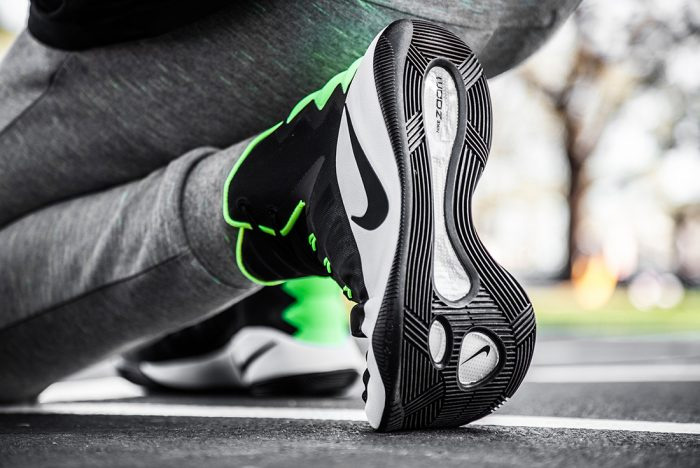 844359-007,Hyperdunk 2016,HD20 844359-007 Nike Hyperdunk 2016 High “Black/Volt” 新色亮相