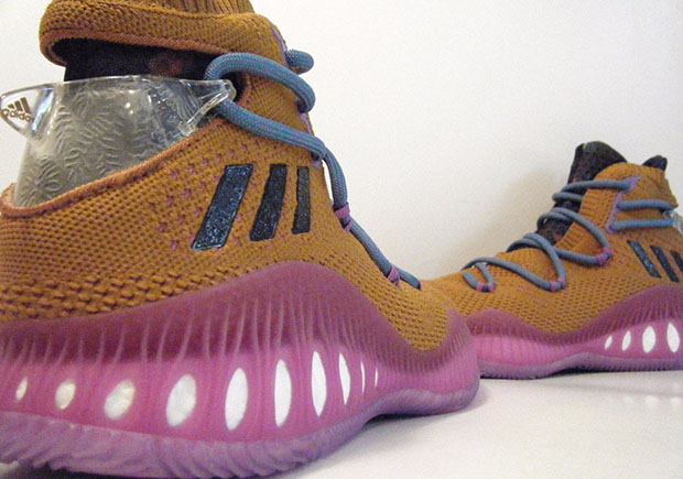 Crazy Explosive,adidas,Primekn  当 Crazy Explosive 还是 J Wall 签名战靴的时候...