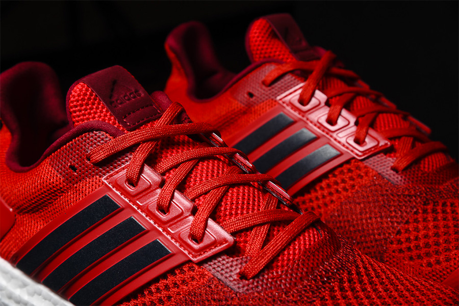 Ultra Boost,adidas,adidas Ultr  细节精细！adidas Ultra Boost ST 镭射红新色闪亮登场