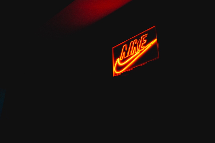 Nike,AJ,Reebok  梦回 90 年代，芝加哥 Boneyard Chicago 店铺一览