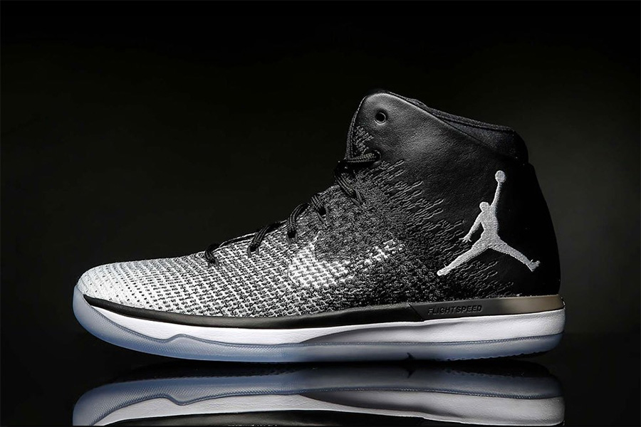 845037-003,AJ31,Air Jordan 31 845037-003 Air Jordan XXXI “Fine Print” 将在 9 月 17 日发售