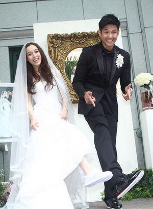 yeezy,converse,air force 1  那些伴随 Sneakerhead 步入婚姻殿堂的球鞋！