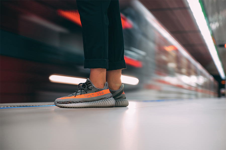 BB1826,Yeezy 350 Boost V2,Yeez BB1826 Yeezy 开启铺货模式？这没准会是你的第一双椰子！