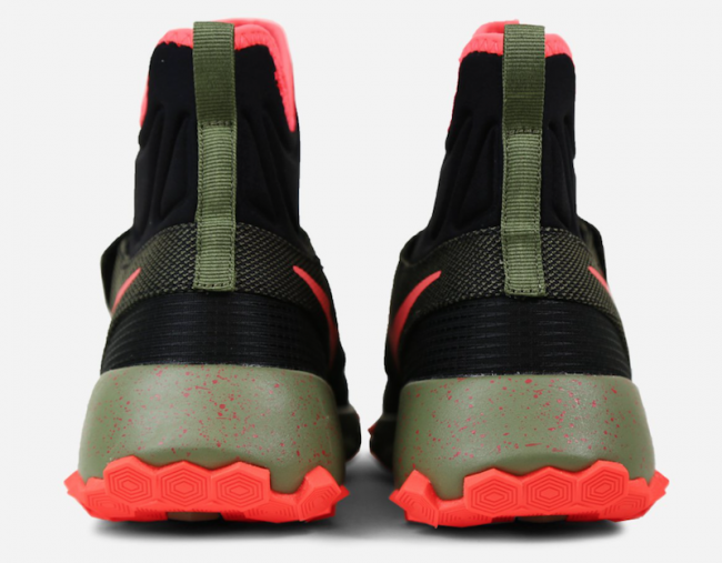 Roshe Mid,Nike,Roshe  变身户外行者，Nike Roshe Mid Winter Stamina Hiking