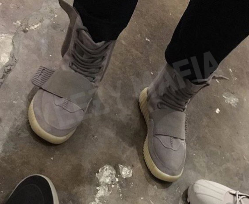 Yeezy 750 Boost  首次曝光！Yeezy 750 Boost 也有 V2 版本！