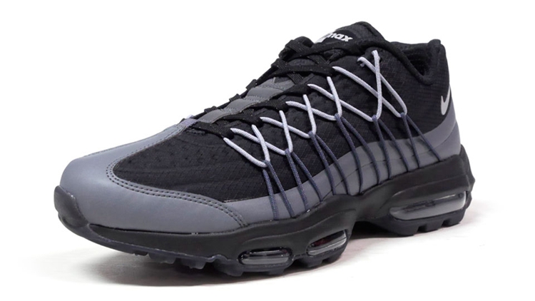Nike,Air Max 95 Ultra SE  全新科技感受！Air Max 95 Ultra SE 黑灰配色登场