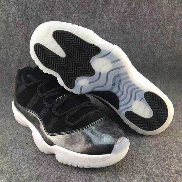 AJ11,Air Jordan 11,528895-010  小魔王！？Air Jordan 11 Low “Barons” 新图近赏