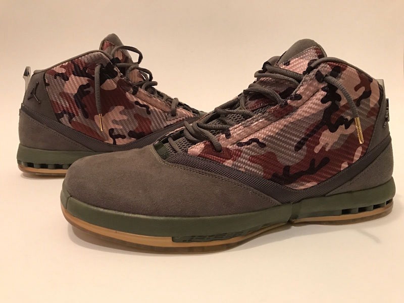 AJ16,Air Jordan 16  致敬老兵！Air Jordan 16 “Veterans Day” PE 细节近赏