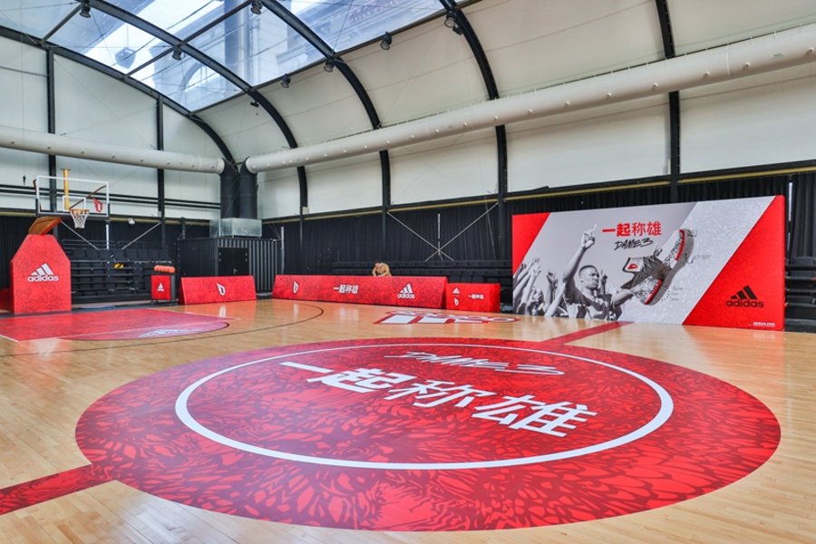 adidas,Dame 3  我们参加了一场别开生面的“新年大战”
