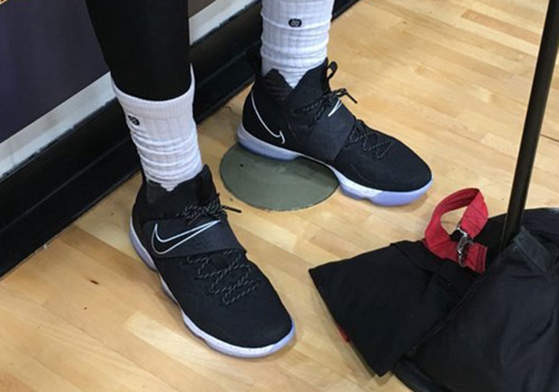 Nike,LeBron 14  第二配色曝光！这双 LeBron 14 真的可以用配色拯救么？