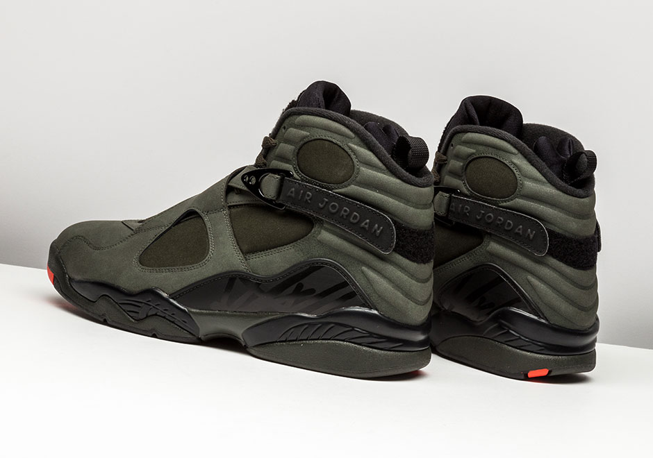 AJ8,Air Jordan 8,305381-305   以 MA-1 飞行夹克设计的 Air Jordan 8 将于本月发售