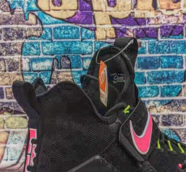 Nike, LeBron 14  终于有一种配色能够拯救这双 LeBron 14 了！