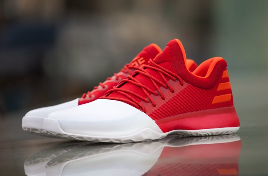 harden,vol.1,“,home,”,详情,点击,  这双 “Home” 配色 Harden Vol.1 解锁了夜店新模式