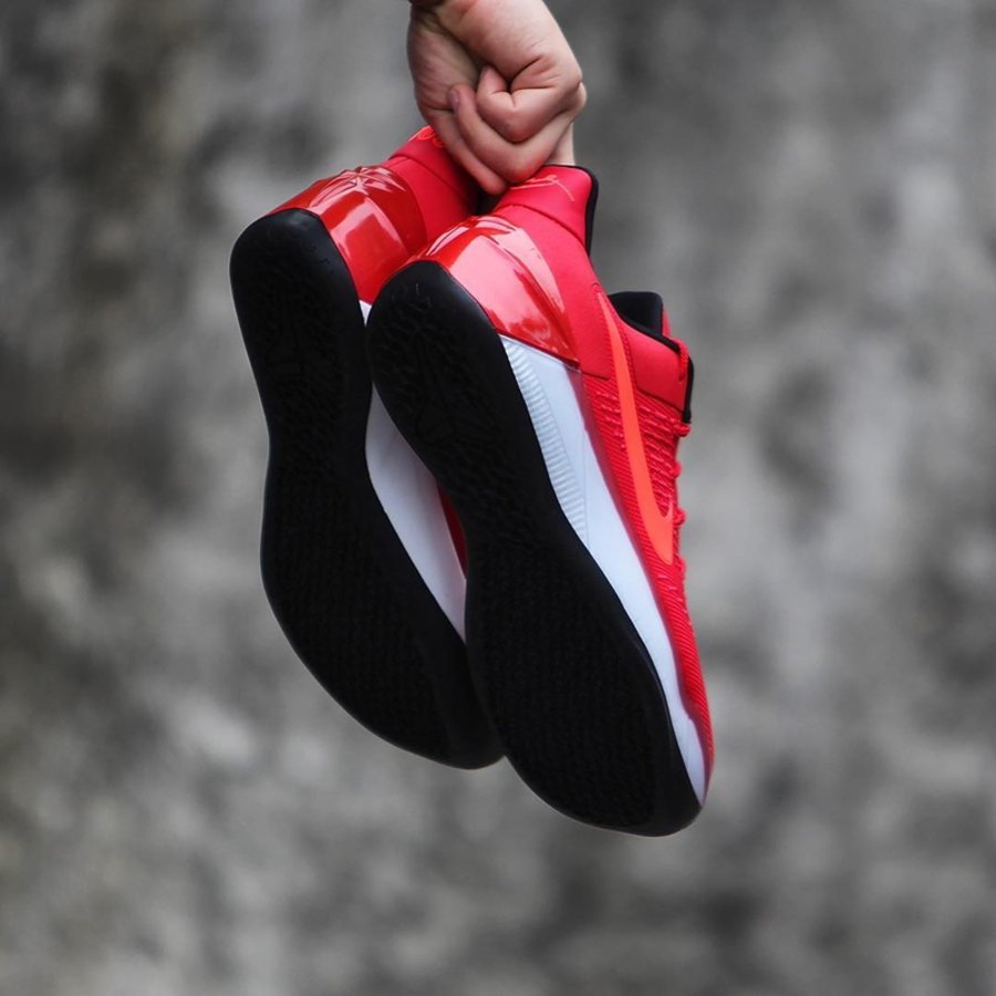 Kobe,Nike,852425-608  周五上架！鲜艳色彩首次注入 Kobe A.D.