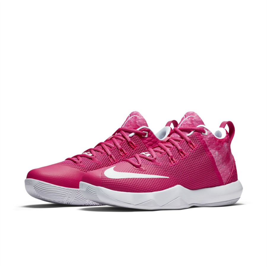 Nike, LeBron Ambassador 9  乳腺癌！LeBron Ambassador 9 Kay Yow 官图释出