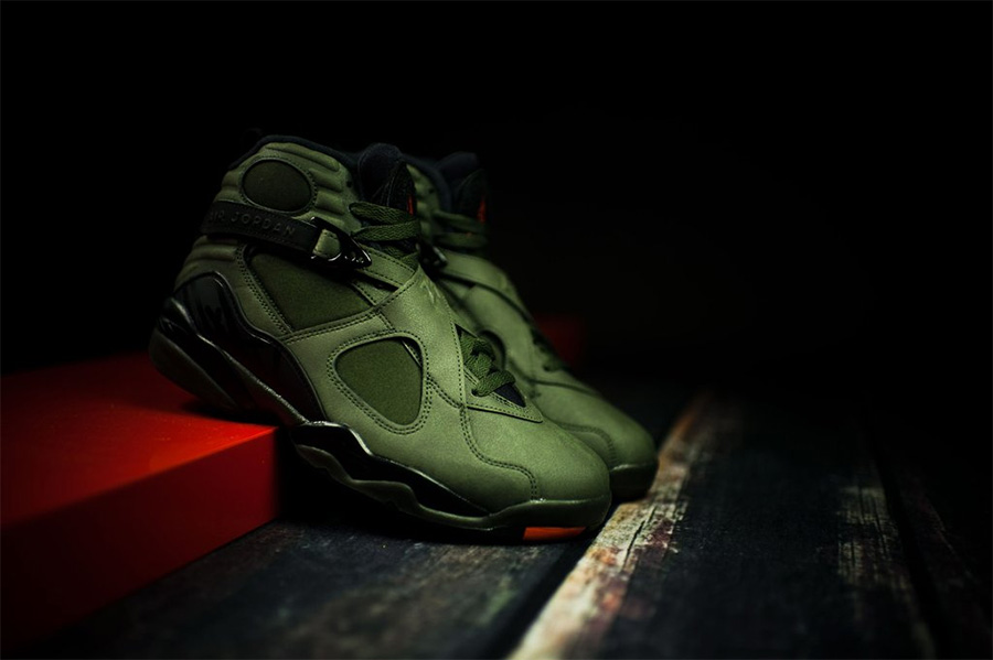 305381-305,AJ8,Air Jordan 8 305381-305AJ8 军事风降临！Air Jordan 8 “Take Flight” 明早 9 点上架！