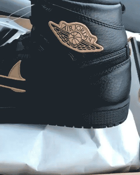 908656-001,AJ1,Air Jordan 1 908656-001AJ1 看看黑人月 Air Jordan 1 “BHM” 的魔术贴是怎么玩的