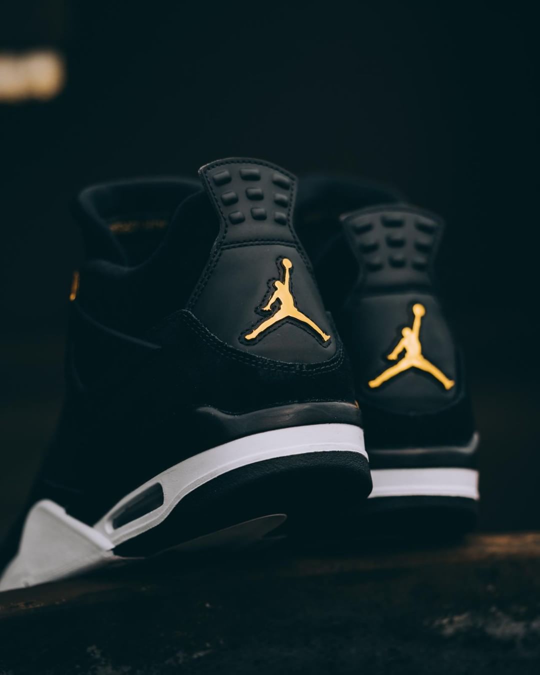 308497-032,AJ4,Air Jordan 4 308497-032AJ4 官网瞬间售罄！你是否顺利抢到 Air Jordan 4 黑金？