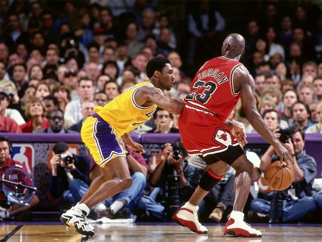 414571-122,AJ13,Air Jordan 13 414571-122AJ13 本月最佳复刻！白红 Air Jordan 13 OG 中国区下周发售！