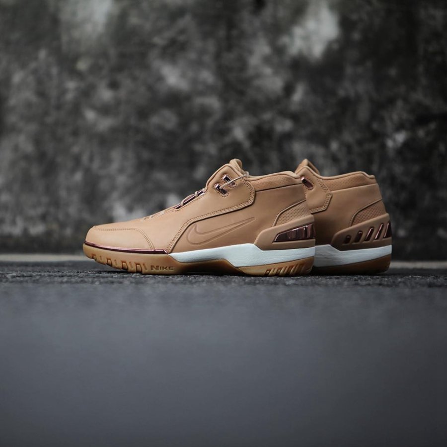 Nike,Air Zoom Generation,30821  2 月 17 日！勒布朗初代战靴国内即将上架