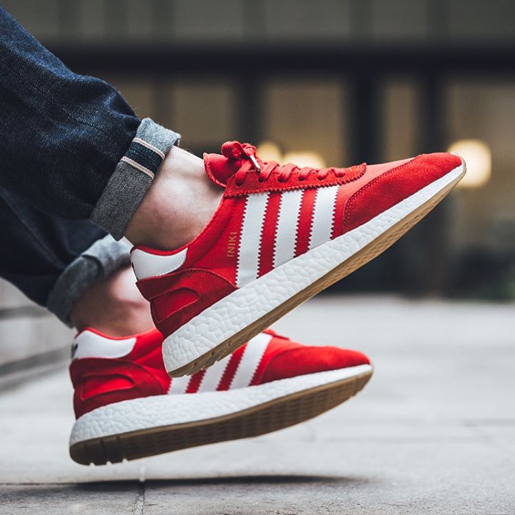 Iniki,adidas  复古气质 + 完美脚感，adidas Iniki Runner 发售在即！