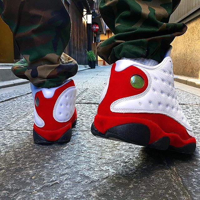 Nike,adidas,AJ  星期一穿什么球鞋出门呢？不信你们都穿“白斑马”！