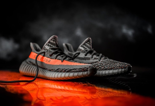 adidas,Yeezy,Nike,Air Jordan  去年最贵的球鞋居然不是 Yeezy 不是 AJ，而是它！