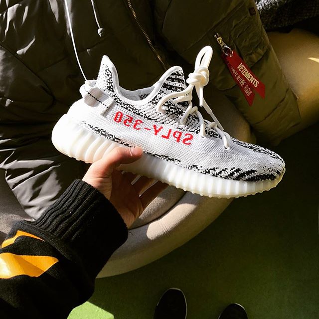 adidas,Yeezy Boost 350 V2  你知道吗？原来鹿晗是一位 Yeezy 粉！