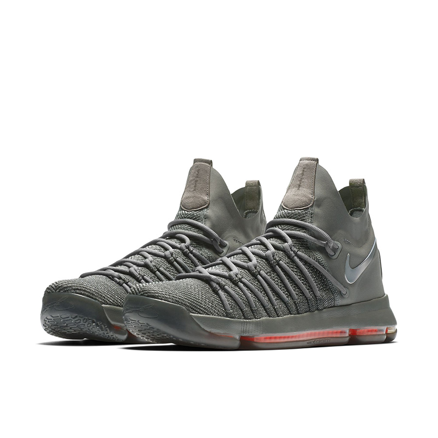KD9,Nike  命运多舛的 KD 9，会是史上 “最不顺利” 的签名球鞋吗？