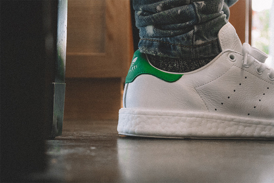 BB0008,Stan Smith,adidas,adida BB0008 带 Boost 的绿尾小白鞋上脚效果如何？一看究竟！