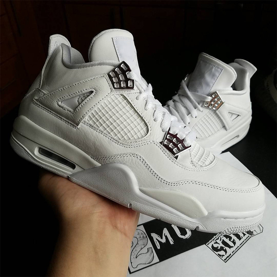 308497-100,AJ4,Air Jordan 4 308497-100AJ4 5 月的最佳复刻？恐怕能拒绝这双 “小白鞋” 的球鞋玩家不多...