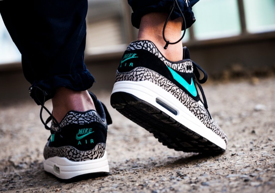 908366-001,Air Max 1,Nike 908366-001 为何价格飞涨？大家还给这双 Air Max 1 “atmos” 起了外号