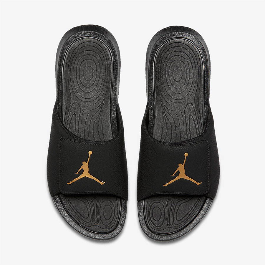 881473-033,Jordan Hydro 6 881473-033 手慢无！黑金配色 Jordan Hydro 6 现已上架