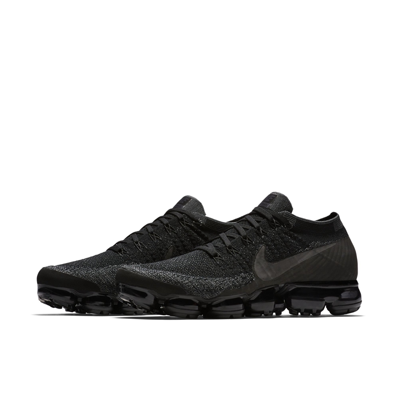 NikeLab,VaporMax,899473-003  一见倾心！这双 NikeLab 打造的黑魂战靴是否让你心动？