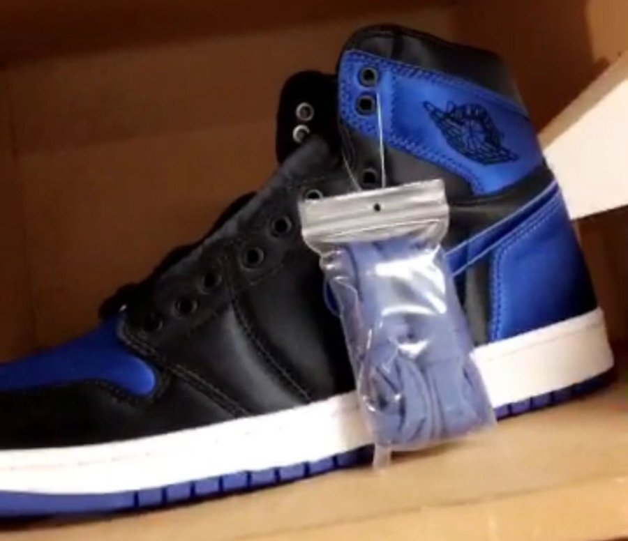Air Jordan 1,AJ1,Satin  看上衣这行头，你能猜出 DJ Khaled 又上脚了哪双新猛货？