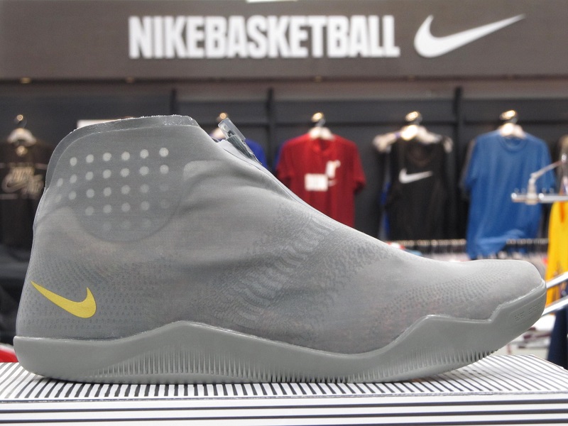 Nike,Kobe 11,ALT,880463-079  经历了 Kobe AD，你是否还对这双鞋念念不忘？