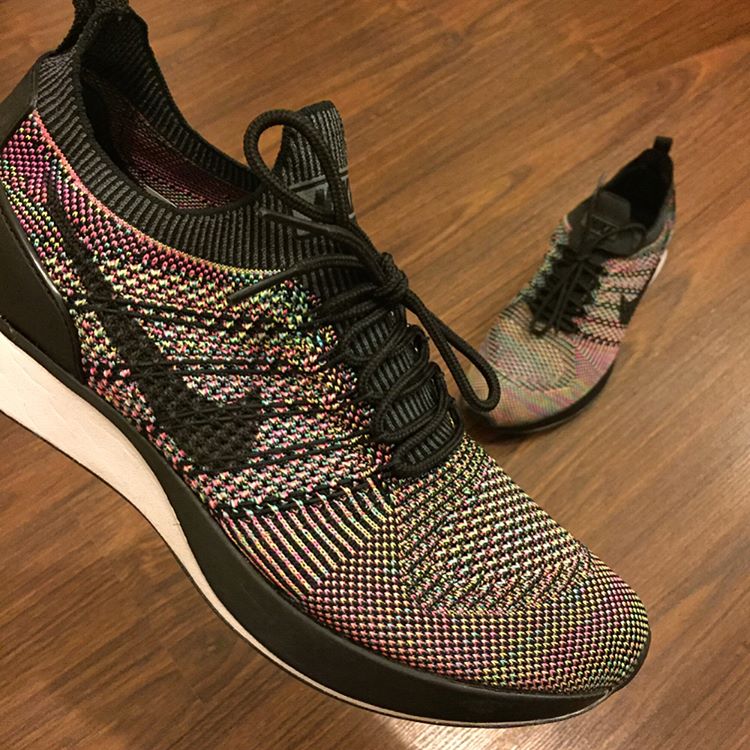 Mariah Racer,Nike  镂空鞋底 + 后掌气垫？Nike Mariah Racer 多彩配色曝光