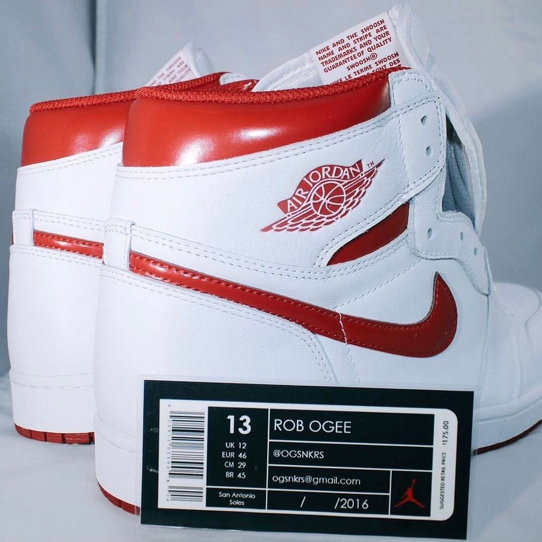 555088-103,AJ1,Air Jordan 1 555088-103AJ1 元年白红 Air Jordan 1 OG “Metallic Red” 将首次复刻！