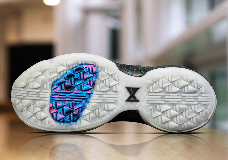 PG1,Nike,EYBL  青年精英赛配色 PG 1 “EYBL” 市售日期确定！