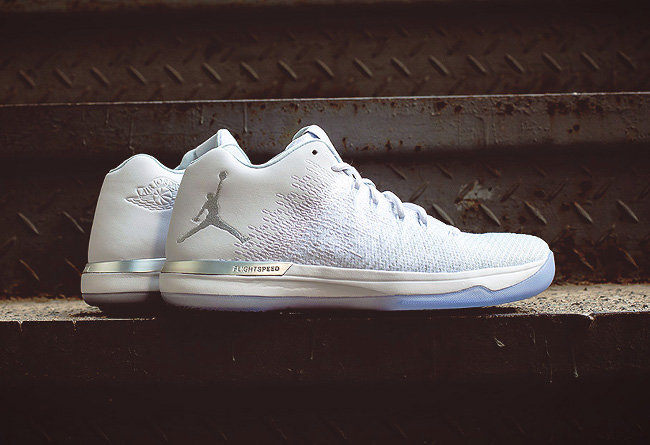 897564-100,AJ31,Air Jordan 31, 897564-100AJ31 难以抗拒的纯净活力！这双小白鞋不仅仅是一双实战篮球鞋！