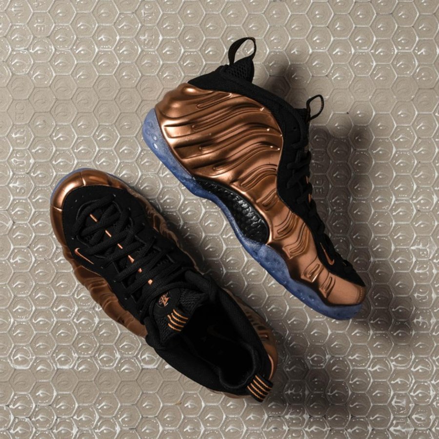 Nike,Air Foamposite One “Varsi  四喷陆续发售！喷泡死忠不可错过的一年！