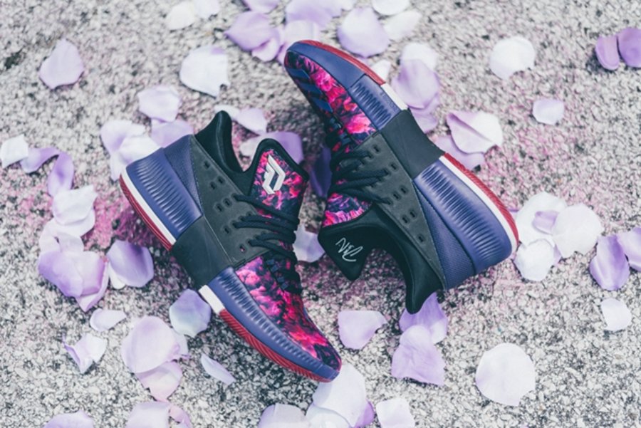 adidas,Dame 3  花城别注！这双 Dame 3 无疑是亮骚球星的首选