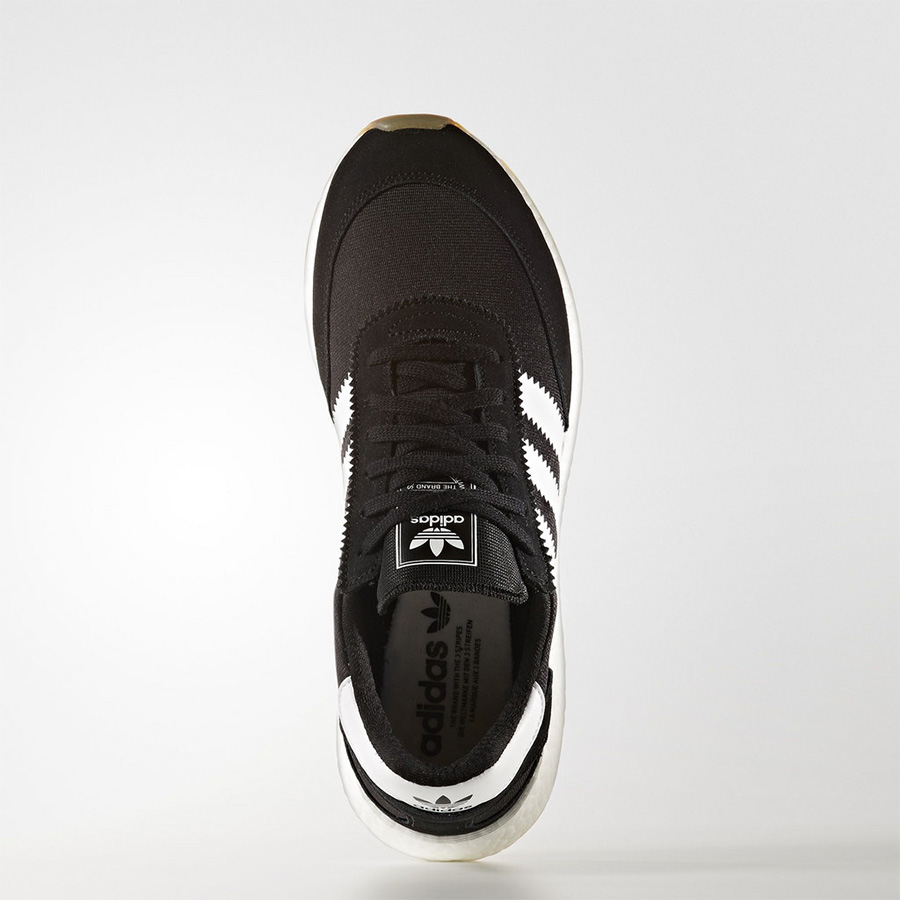 Iniki Runner Boost,adidas,Inik  首个黑白配色！adidas Iniki Runner “Core Black” 官图释出