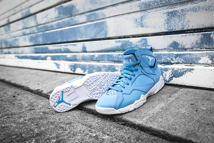 304775-400,AJ7,Air Jordan 7 304775-400AJ7 纯正北卡蓝！Air Jordan 7 “Pantone” 现已上架！